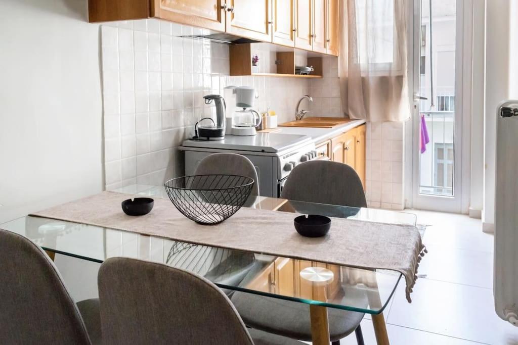 Cozy Airbnb Room In Aten Exteriör bild